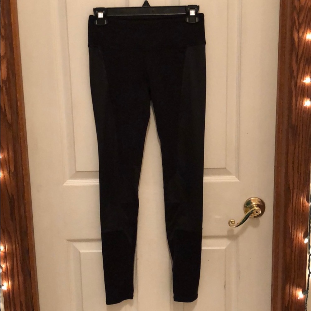 Alo Yoga pants
